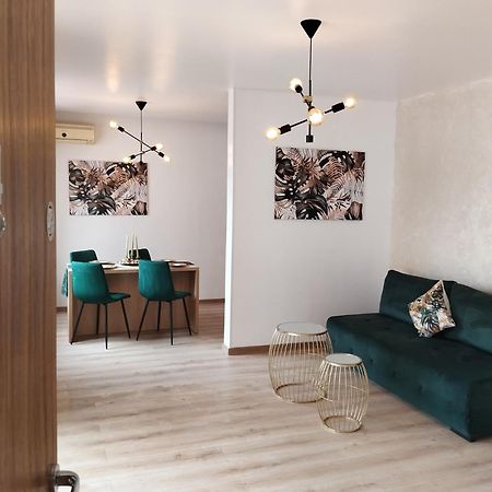 Apartament Ella T8 Năvodari Exteriör bild
