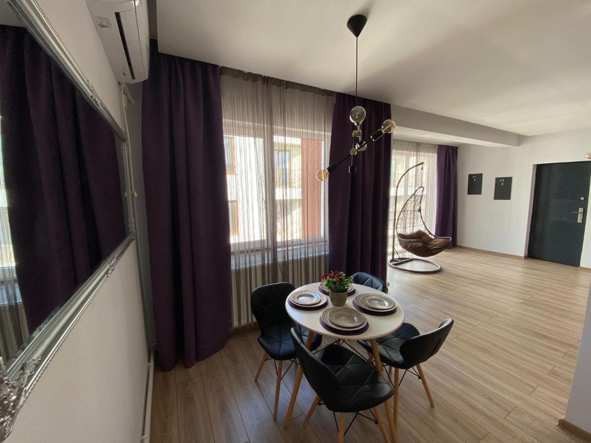 Apartament Ella T8 Năvodari Exteriör bild