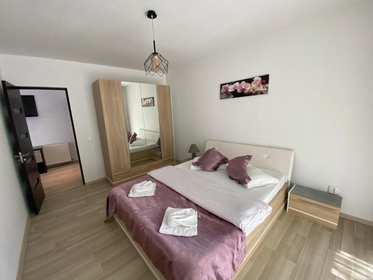 Apartament Ella T8 Năvodari Exteriör bild
