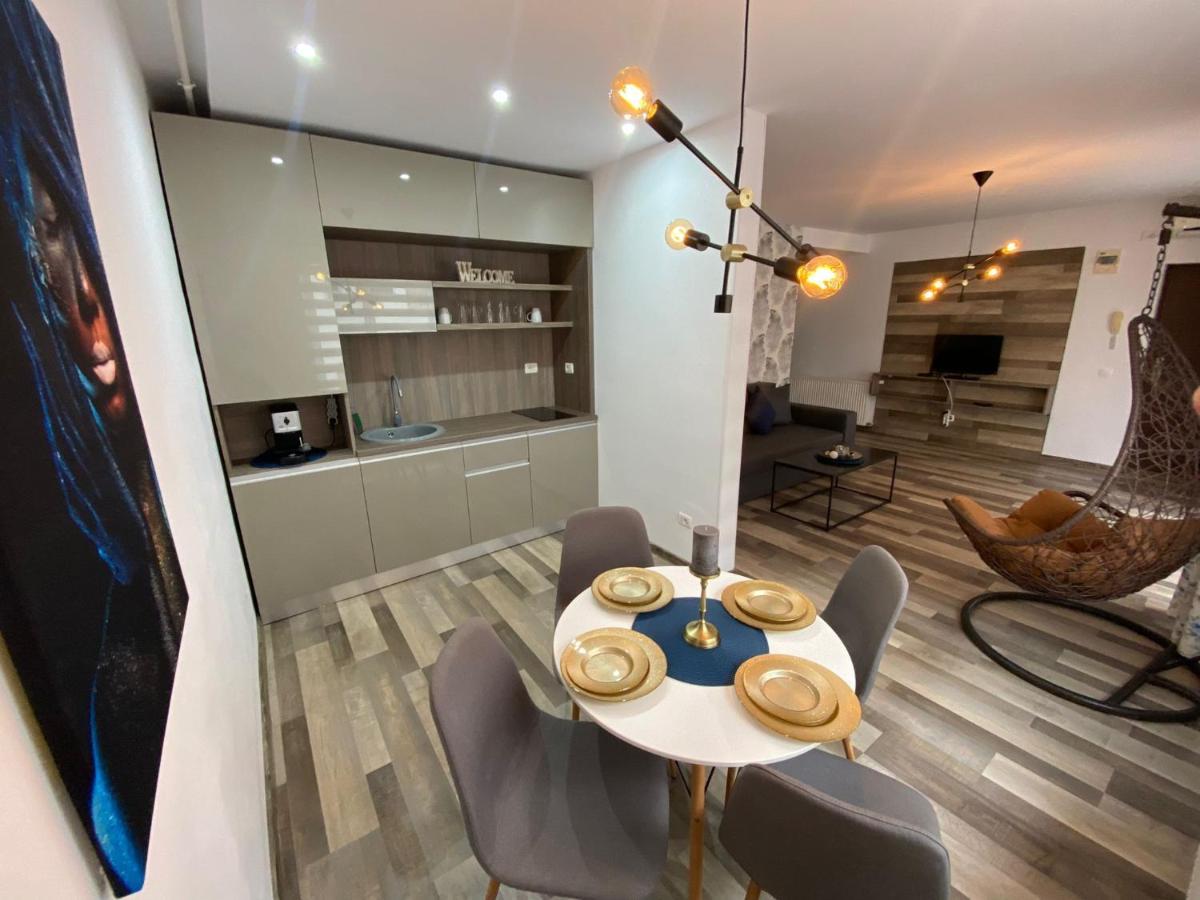 Apartament Ella T8 Năvodari Exteriör bild